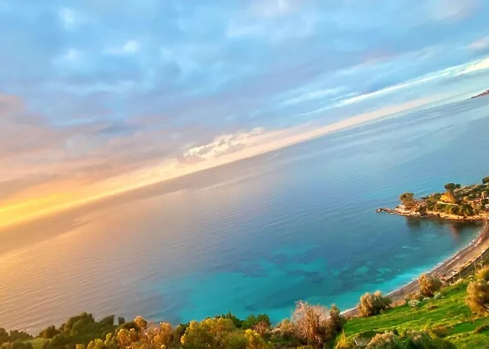 Kiss Of Sea - Balzi Rossi & Baia Beniamin * Ventimiglia